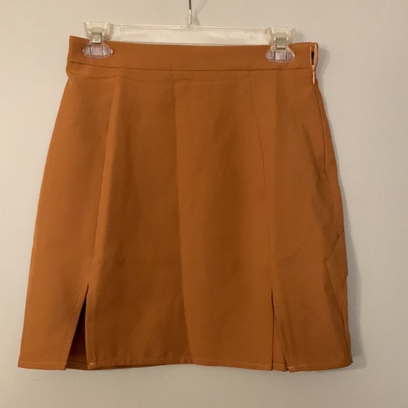 BRAND NEW Missguided Camel Mini Skirt - Tall - Size 6 - Picture 2 of 5